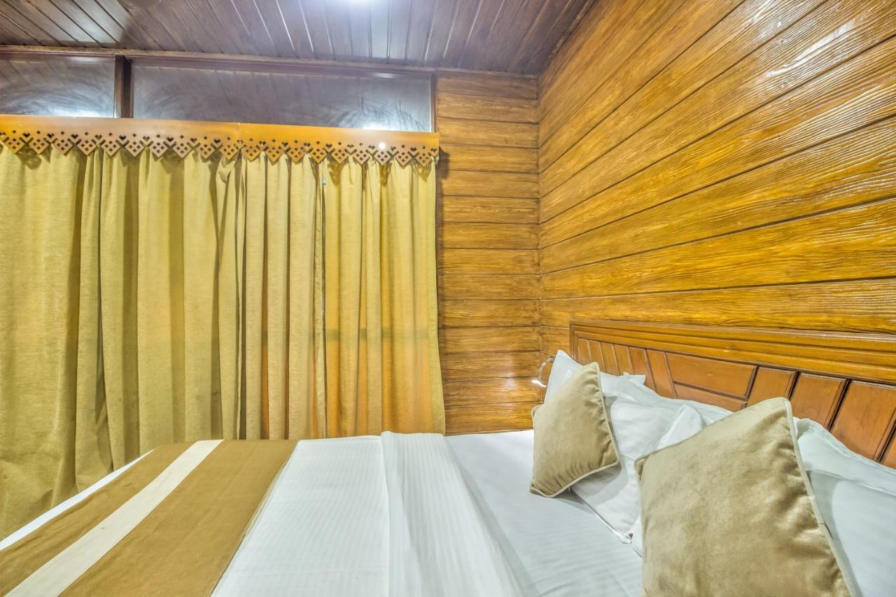 The Village Beach Resort Baga Exterior foto