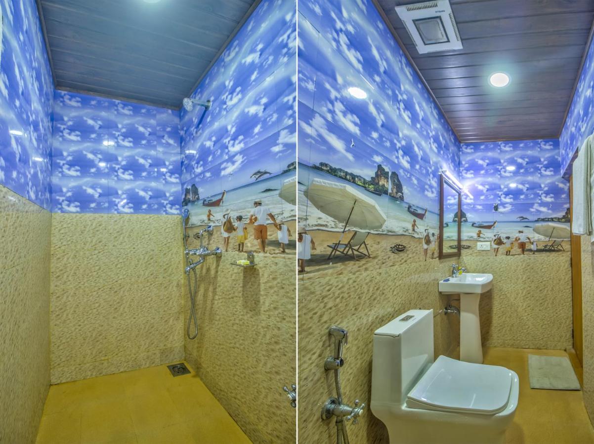 The Village Beach Resort Baga Exterior foto